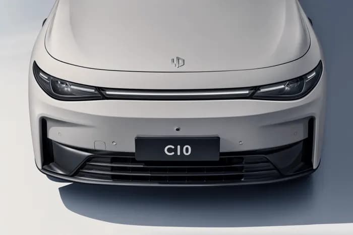 2025 Leapmotor C10 Design — photo 1 of 6